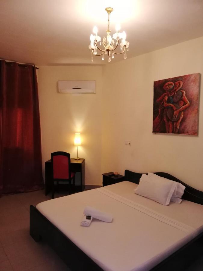 Residence Mga Hotel Ouidah Kültér fotó